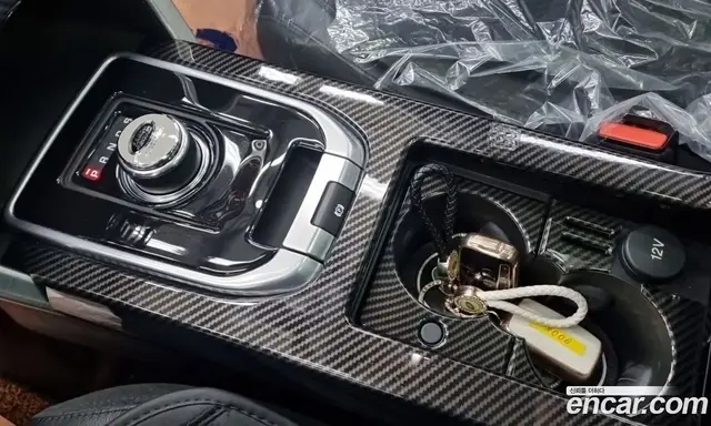 Land Rover Discovery Sport 2017 2.0 автомат (гидро), миниатюра 12