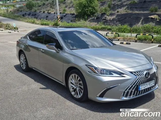 Lexus ES 2026 2.5 автомат (гидро), миниатюра 5 Lexus ES 2026 2.5 автомат (гидро), миниатюра 5