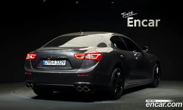 Maserati Ghibli 2015 3.0 автомат (гидро), миниатюра 2 Maserati Ghibli 2015 3.0 автомат (гидро), миниатюра 2