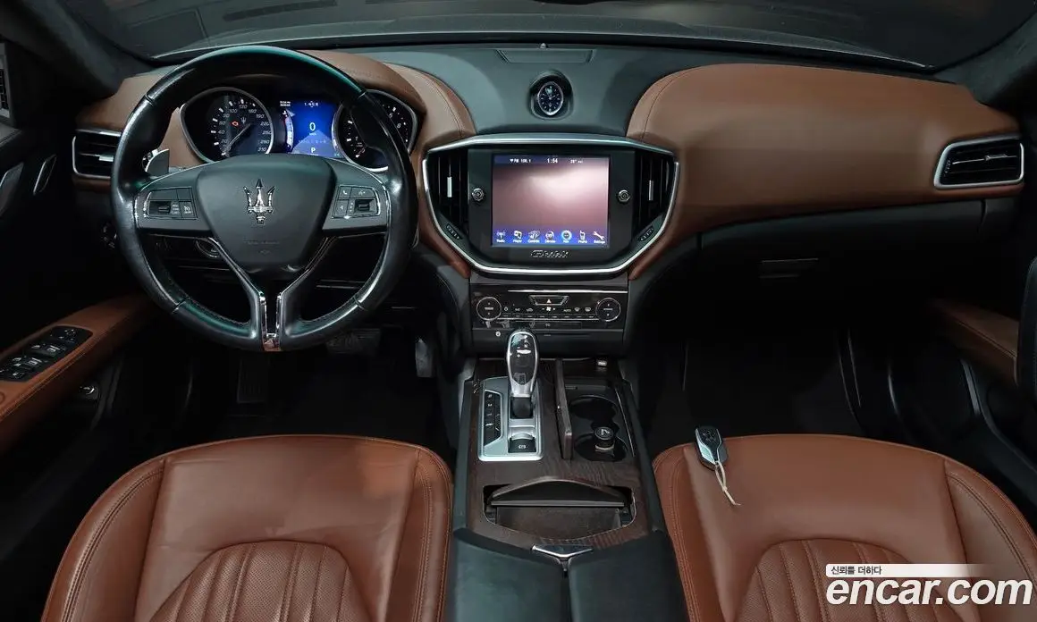 Maserati Ghibli 2015 3.0 автомат (гидро), фото 7 Maserati Ghibli 2015 3.0 автомат (гидро), фото 7