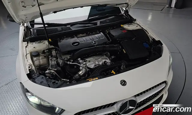 Mercedes-Benz A-Class 2020 2.0 автомат (гидро), миниатюра 5 Mercedes-Benz A-Class 2020 2.0 автомат (гидро), миниатюра 5