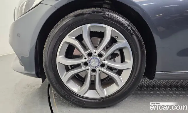 Mercedes-Benz C-Class 2015 2.0 автомат (гидро), миниатюра 5 Mercedes-Benz C-Class 2015 2.0 автомат (гидро), миниатюра 5