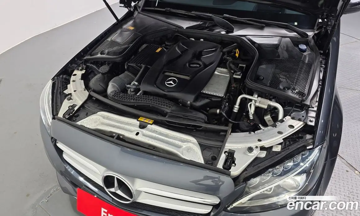 Mercedes-Benz C-Class 2015 2.0 автомат (гидро), фото 6 Mercedes-Benz C-Class 2015 2.0 автомат (гидро), фото 6
