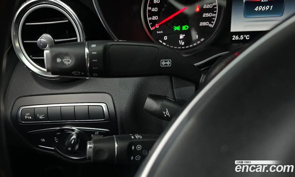 Mercedes-Benz C-Class 2018 3.0 автомат (гидро), фото 33