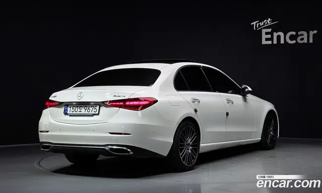 Mercedes-Benz C-Class 2023 2.0 автомат (гидро), миниатюра 2