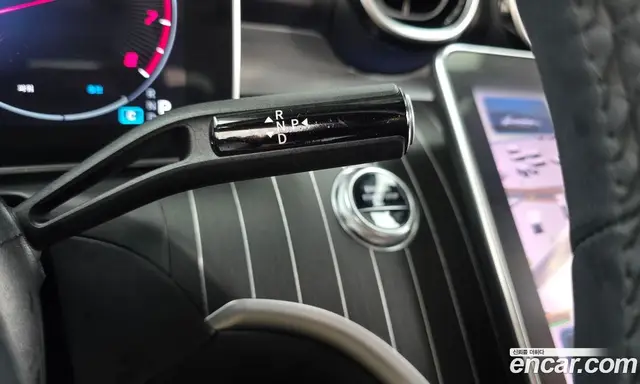 Mercedes-Benz C-Class 2023 2.0 автомат (гидро), миниатюра 12