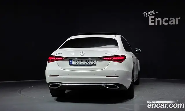 Mercedes-Benz C-Class 2023 2.0 автомат (гидро), миниатюра 4