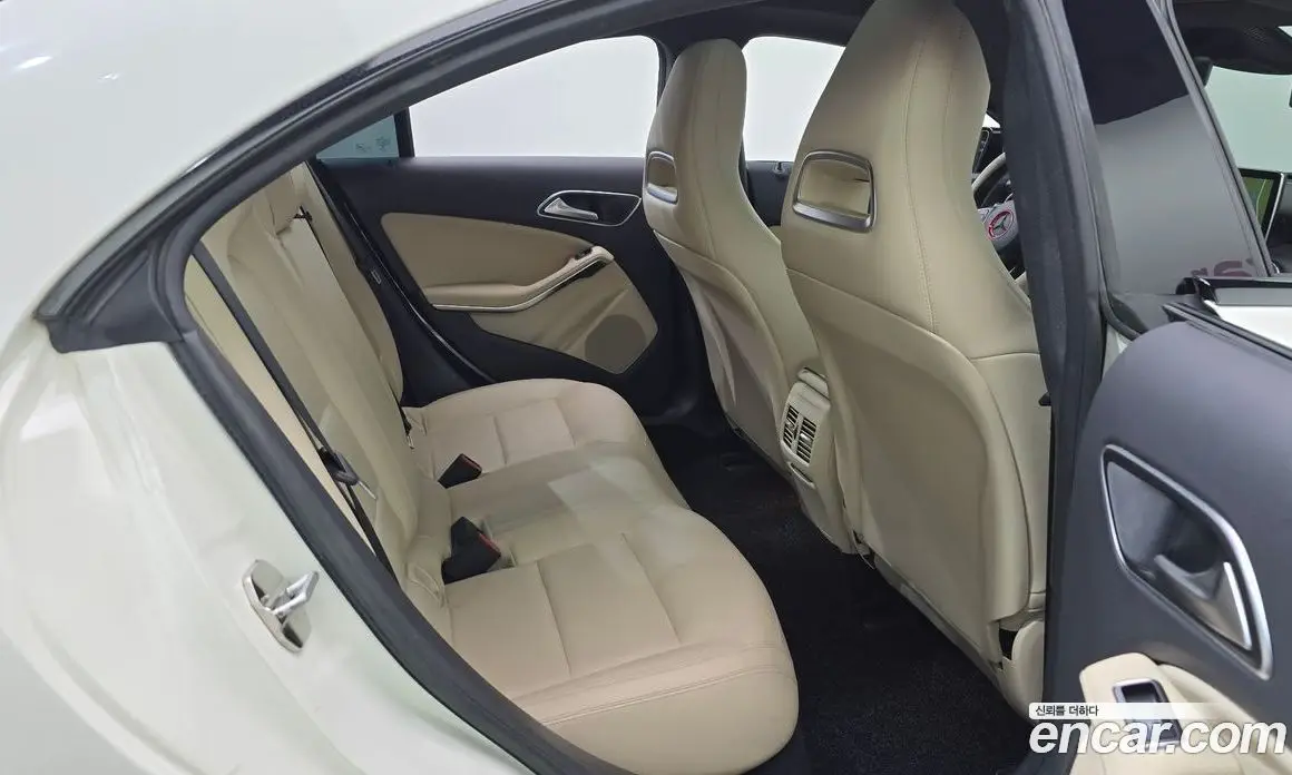 Mercedes-Benz CLA-Class 2015 2.1 автомат (гидро), фото 11 Mercedes-Benz CLA-Class 2015 2.1 автомат (гидро), фото 11