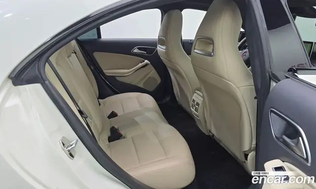 Mercedes-Benz CLA-Class 2015 2.1 автомат (гидро), миниатюра 11 Mercedes-Benz CLA-Class 2015 2.1 автомат (гидро), миниатюра 11