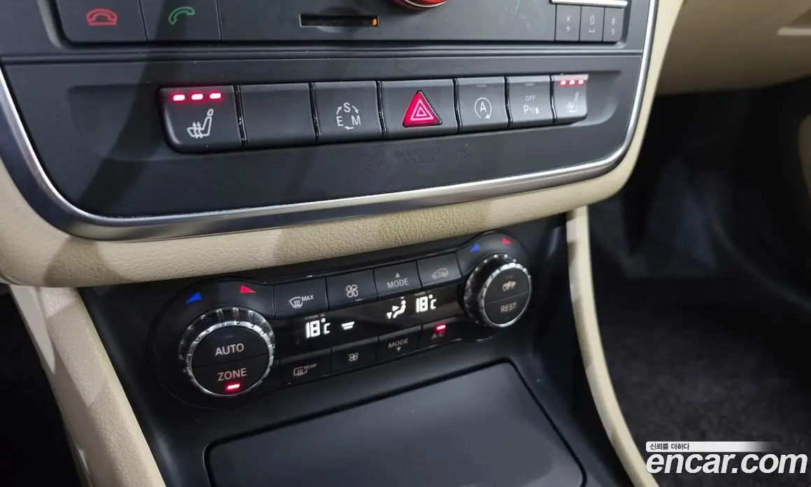 Mercedes-Benz CLA-Class 2015 2.1 автомат (гидро), фото 20 Mercedes-Benz CLA-Class 2015 2.1 автомат (гидро), фото 20