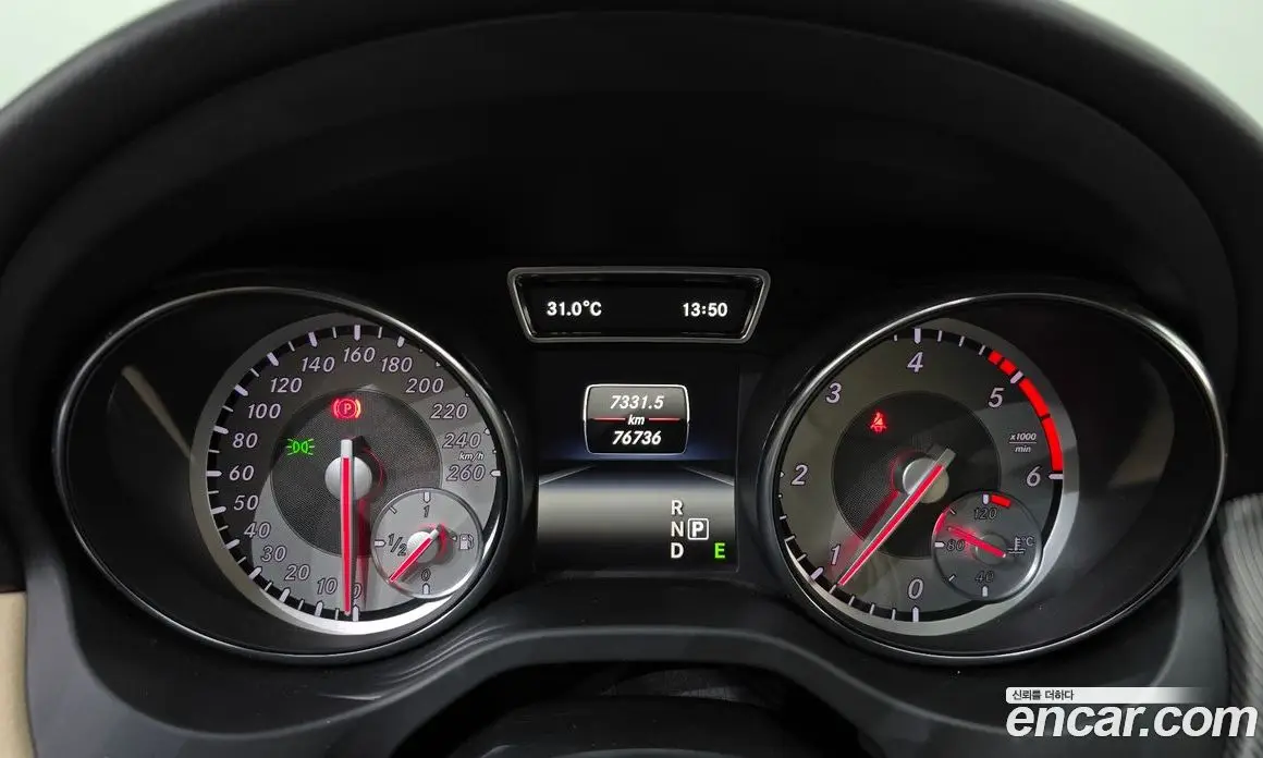 Mercedes-Benz CLA-Class 2015 2.1 автомат (гидро), фото 8 Mercedes-Benz CLA-Class 2015 2.1 автомат (гидро), фото 8