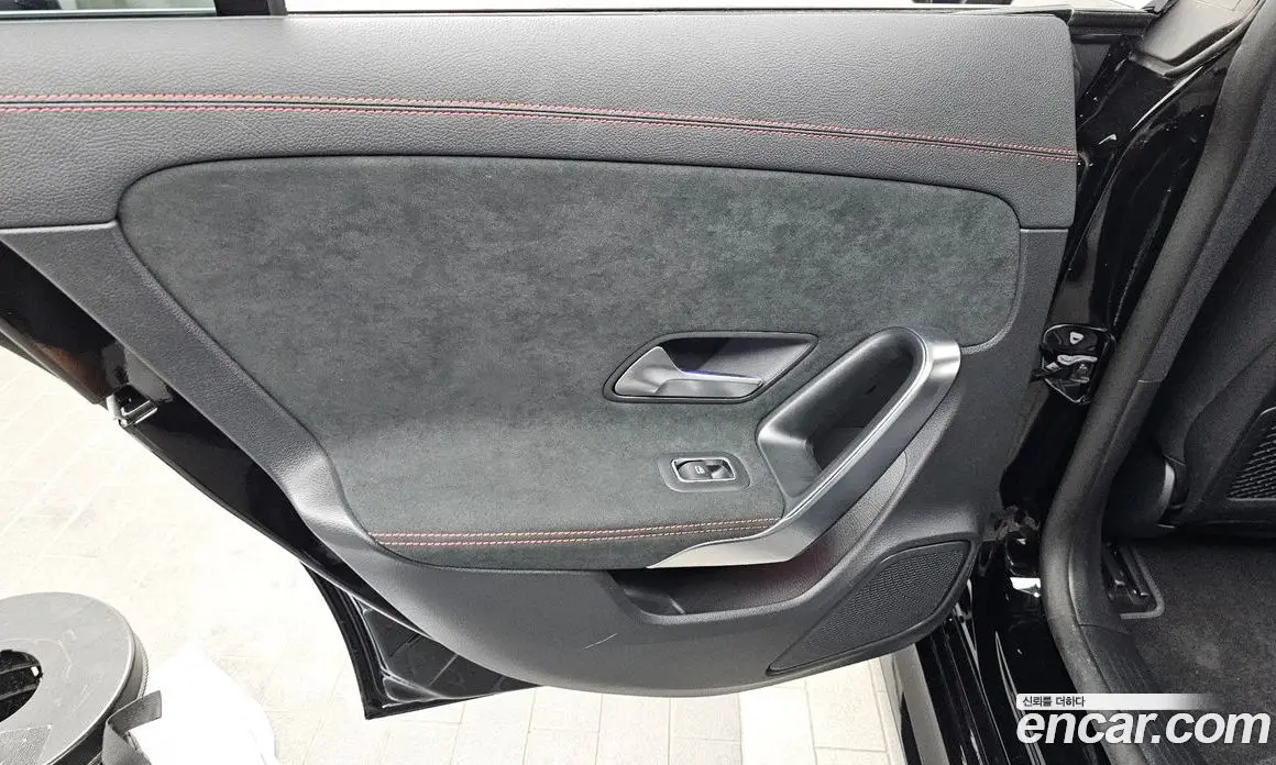 Mercedes-Benz CLA-Class 2023 2.0 автомат (гидро), фото 15 Mercedes-Benz CLA-Class 2023 2.0 автомат (гидро), фото 15