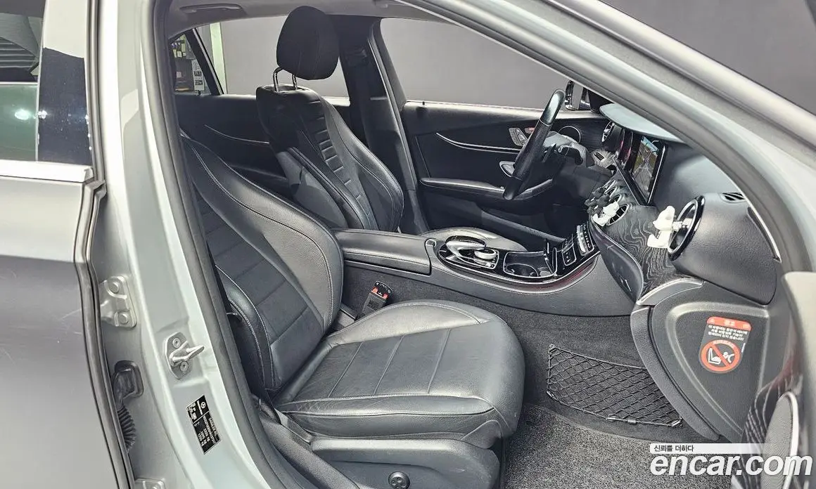 Mercedes-Benz E-Class 2017 1.9 автомат (гидро), фото 12 Mercedes-Benz E-Class 2017 1.9 автомат (гидро), фото 12
