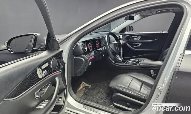Mercedes-Benz E-Class 2017 1.9 автомат (гидро), миниатюра 10 Mercedes-Benz E-Class 2017 1.9 автомат (гидро), миниатюра 10