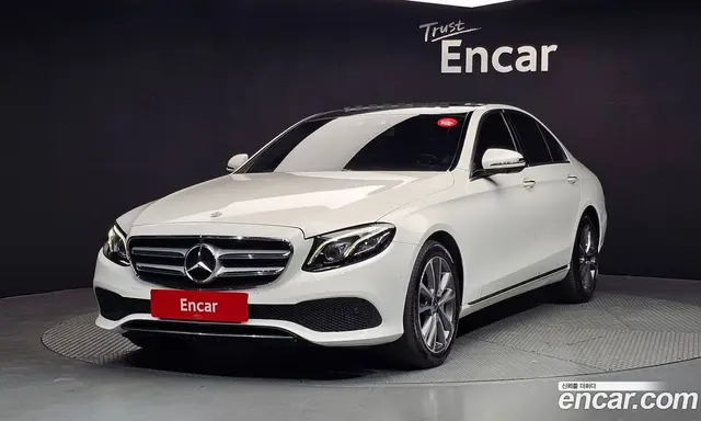 Mercedes-Benz E-Class, 2019, 104 412 км