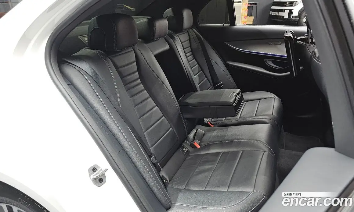 Mercedes-Benz E-Class 2020 2.0 автомат (гидро), фото 16 Mercedes-Benz E-Class 2020 2.0 автомат (гидро), фото 16
