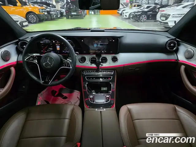Mercedes-Benz E-Class 2021 2.0 автомат (гидро), миниатюра 11