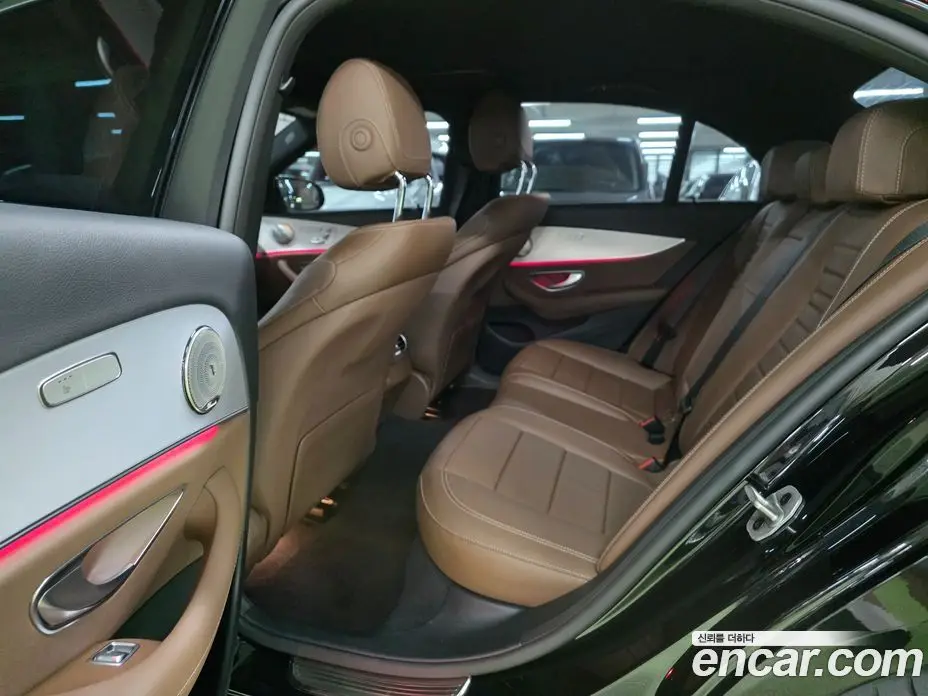 Mercedes-Benz E-Class 2021 2.0 автомат (гидро), фото 13