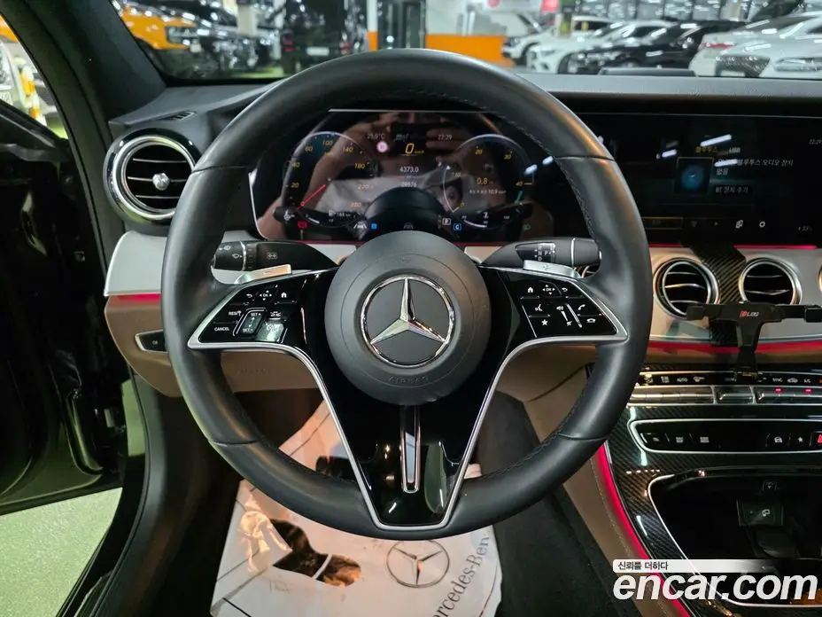 Mercedes-Benz E-Class 2021 2.0 автомат (гидро), фото 17