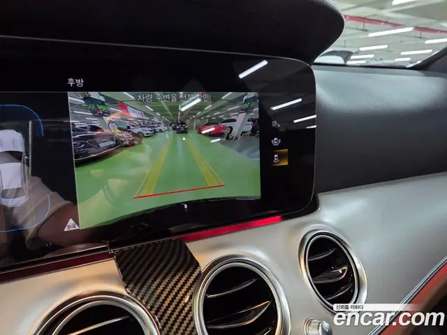 Mercedes-Benz E-Class 2021 2.0 автомат (гидро), миниатюра 7
