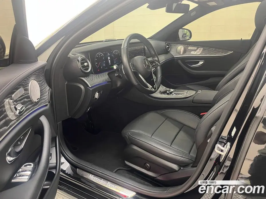 Mercedes-Benz E-Class 2022 2.0 автомат (гидро), фото 12 Mercedes-Benz E-Class 2022 2.0 автомат (гидро), фото 12