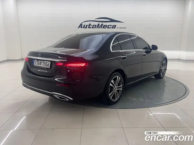 Mercedes-Benz E-Class 2022 2.0 автомат (гидро), миниатюра 4 Mercedes-Benz E-Class 2022 2.0 автомат (гидро), миниатюра 4