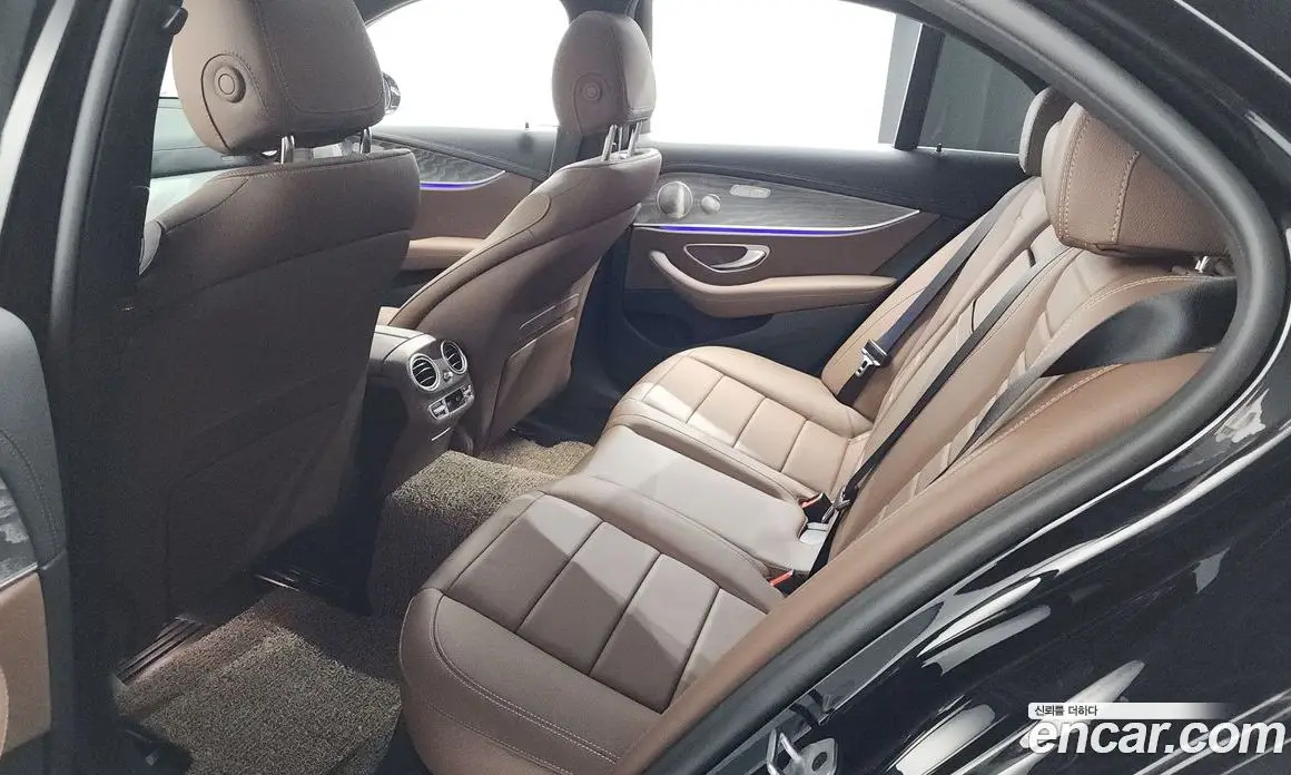 Mercedes-Benz E-Class 2023 2.0 автомат (гидро), фото 25 Mercedes-Benz E-Class 2023 2.0 автомат (гидро), фото 25