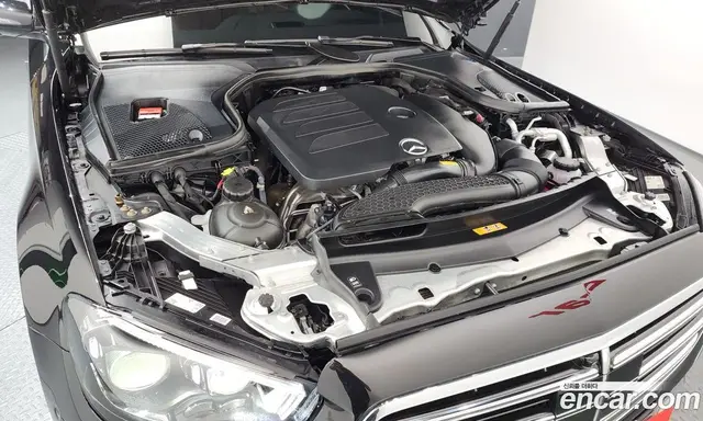 Mercedes-Benz E-Class 2023 2.0 автомат (гидро), миниатюра 6 Mercedes-Benz E-Class 2023 2.0 автомат (гидро), миниатюра 6