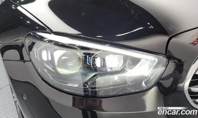 Mercedes-Benz E-Class 2023 2.0 автомат (гидро), миниатюра 8 Mercedes-Benz E-Class 2023 2.0 автомат (гидро), миниатюра 8