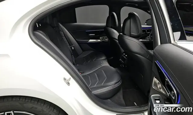 Mercedes-Benz E-Class 2024 2.0 автомат (гидро), миниатюра 12