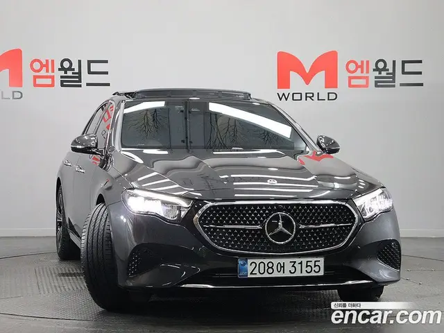 Mercedes-Benz E-Class 2024 2.0 автомат (гидро), миниатюра 3