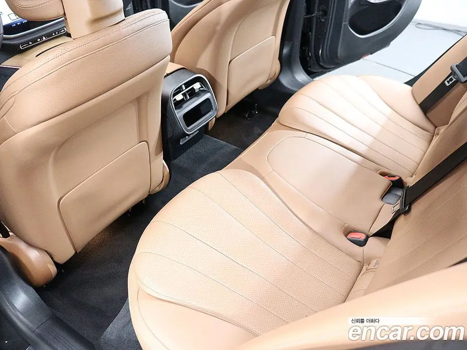 Mercedes-Benz E-Class 2024 2.0 автомат (гидро), фото 9