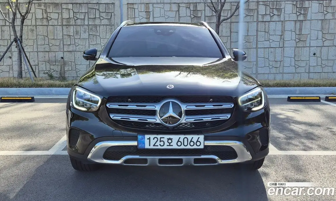 Mercedes-Benz GLC-Class 2022 2.1 автомат (гидро), фото 2 Mercedes-Benz GLC-Class 2022 2.1 автомат (гидро), фото 2