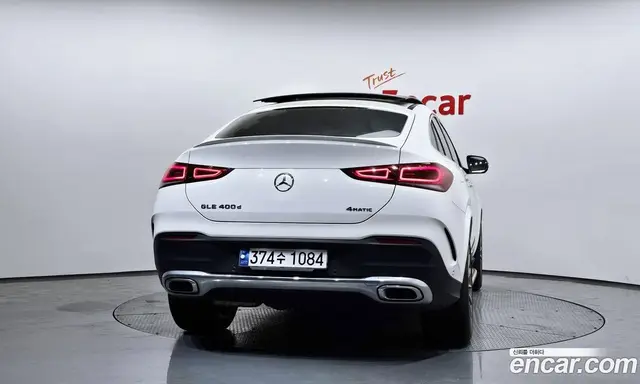 Mercedes-Benz GLE-Class 2023 2.9 автомат (гидро), миниатюра 4