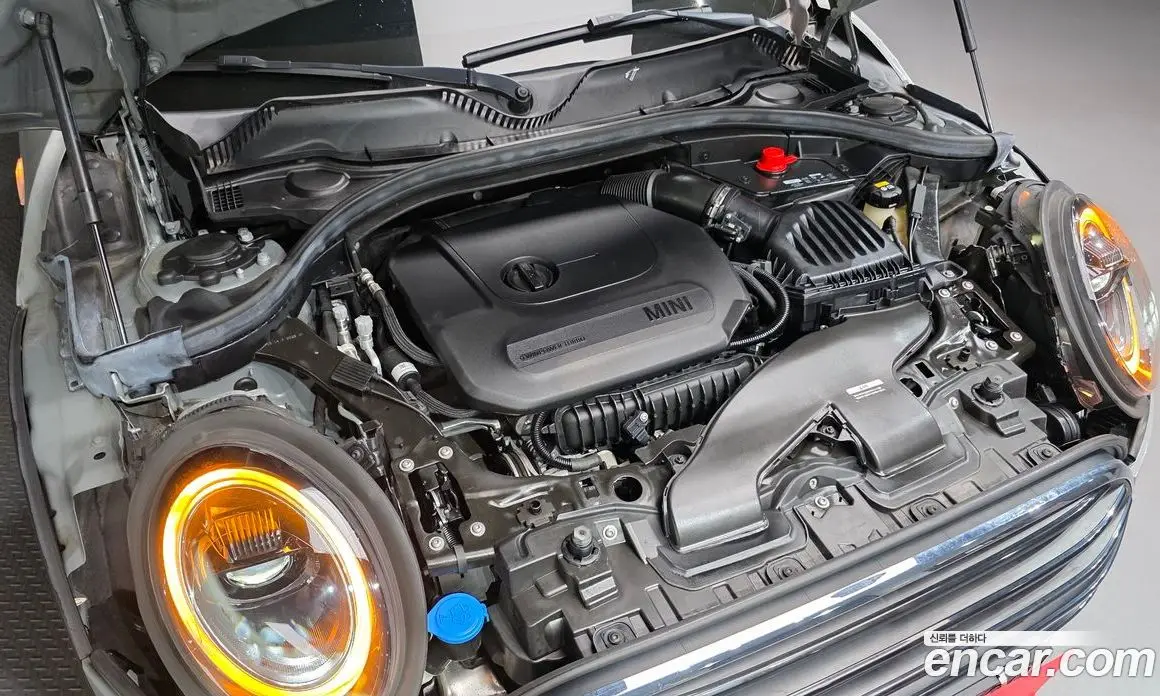 Mini Clubman 2022 1.5 автомат (гидро), фото 16 Mini Clubman 2022 1.5 автомат (гидро), фото 16
