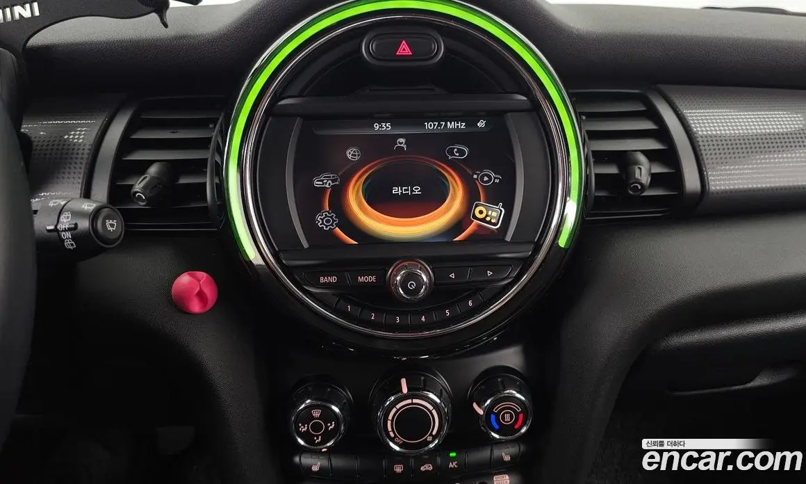 Mini Cooper 2018 1.5 автомат (гидро), фото 20 Mini Cooper 2018 1.5 автомат (гидро), фото 20