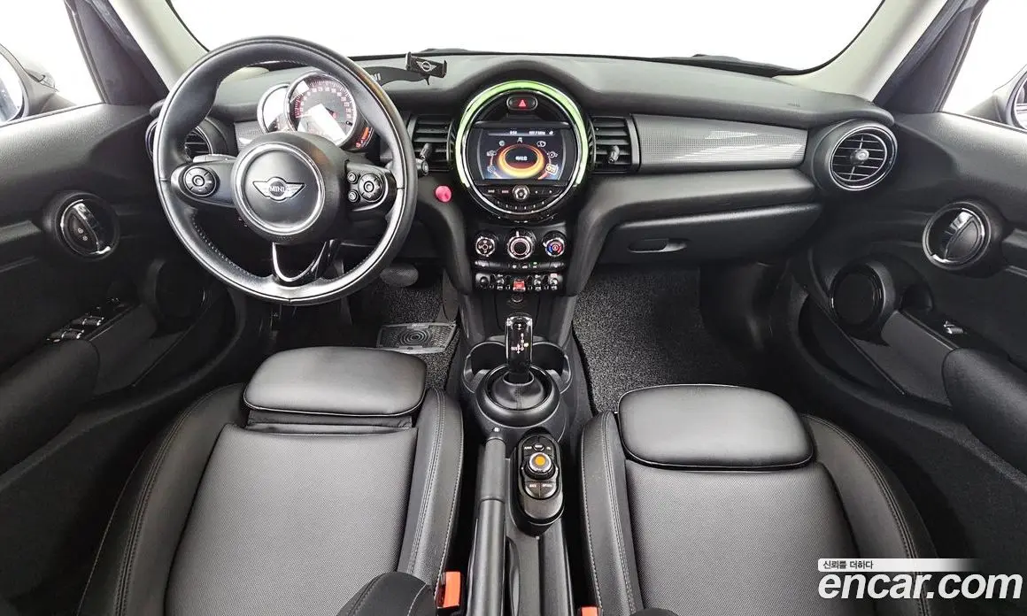 Mini Cooper 2018 1.5 автомат (гидро), фото 10 Mini Cooper 2018 1.5 автомат (гидро), фото 10