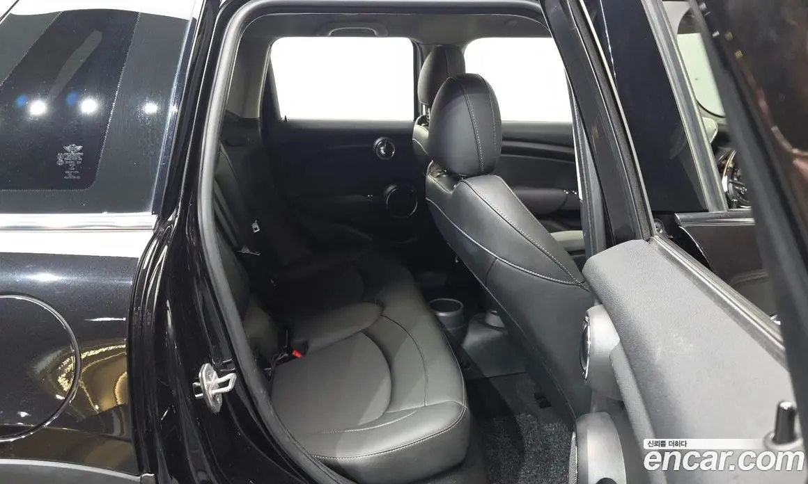 Mini Cooper 2021 1.5 автомат (гидро), фото 18