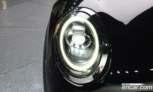 Mini Cooper 2021 1.5 автомат (гидро), миниатюра 8