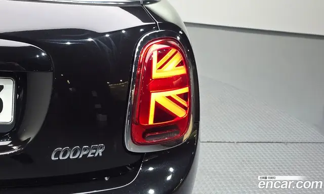 Mini Cooper 2021 1.5 автомат (гидро), миниатюра 9