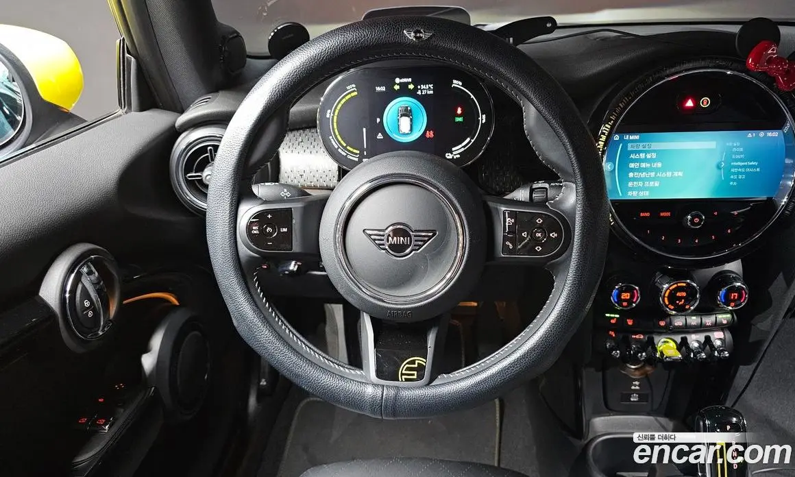Mini Cooper 2023 автомат (гидро), фото 17