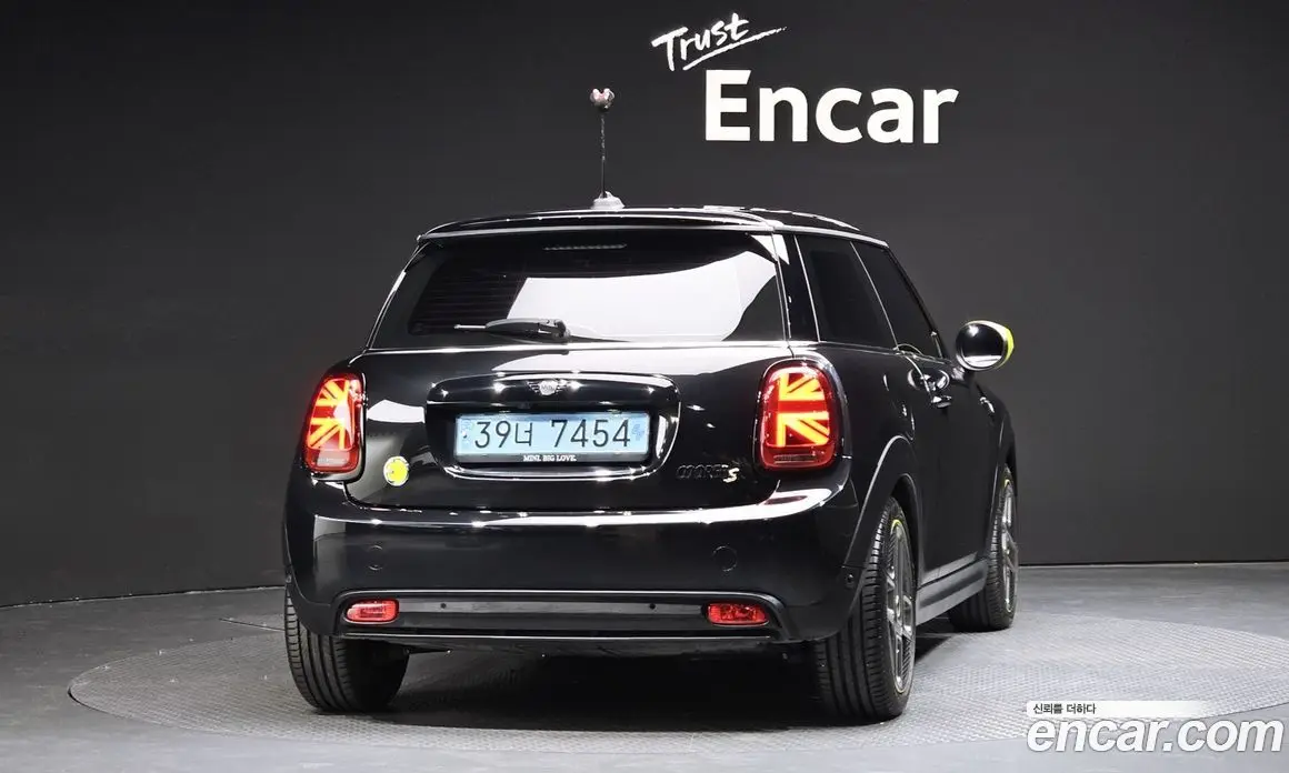 Mini Cooper 2023 автомат (гидро), фото 3