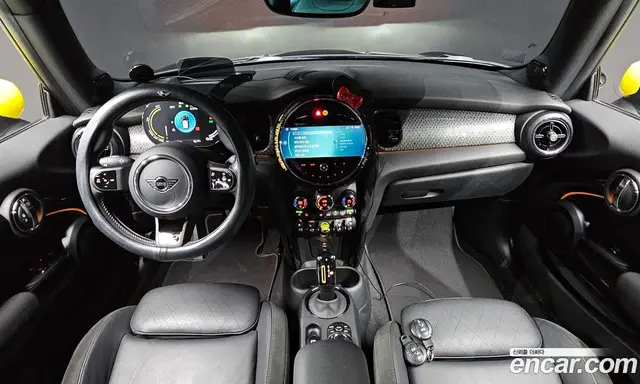 Mini Cooper 2023 автомат (гидро), миниатюра 9