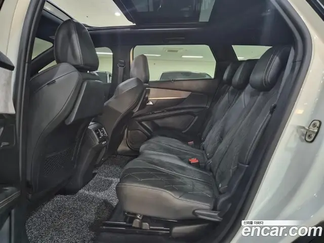Peugeot 5008 2021 2.0 автомат (гидро), миниатюра 12
