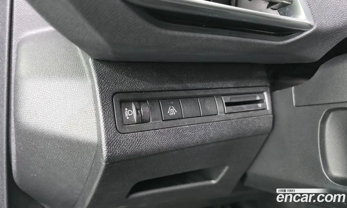 Peugeot 5008 2022 1.2 автомат (гидро), фото 17
