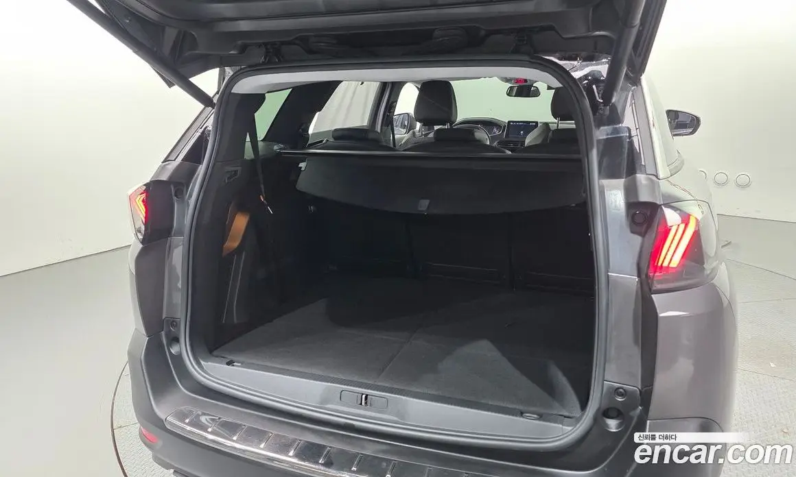 Peugeot 5008 2022 1.2 автомат (гидро), фото 34