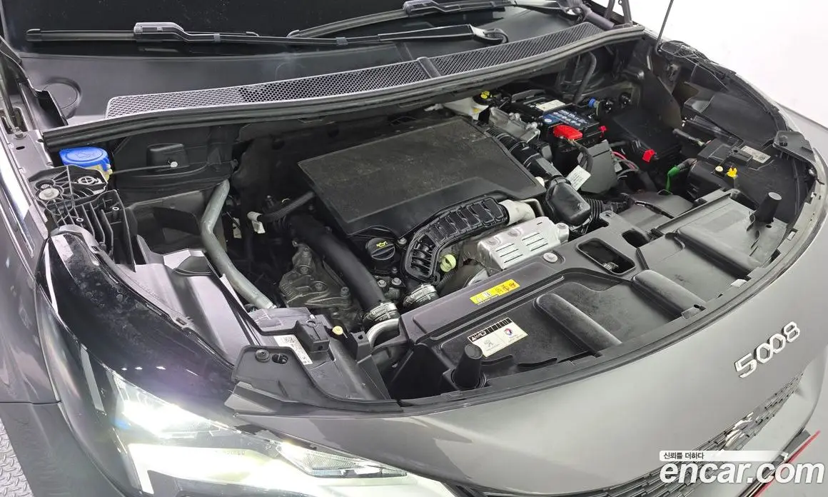 Peugeot 5008 2022 1.2 автомат (гидро), фото 6