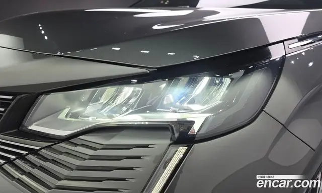 Peugeot 5008 2022 1.2 автомат (гидро), миниатюра 8
