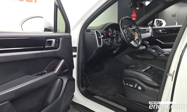 Porsche Cayenne 2019 3.0 автомат (гидро), миниатюра 10