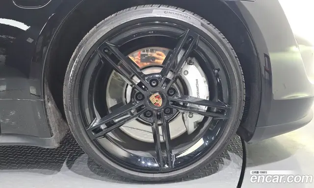 Porsche Taycan 2021 0.1 автомат (гидро), миниатюра 7